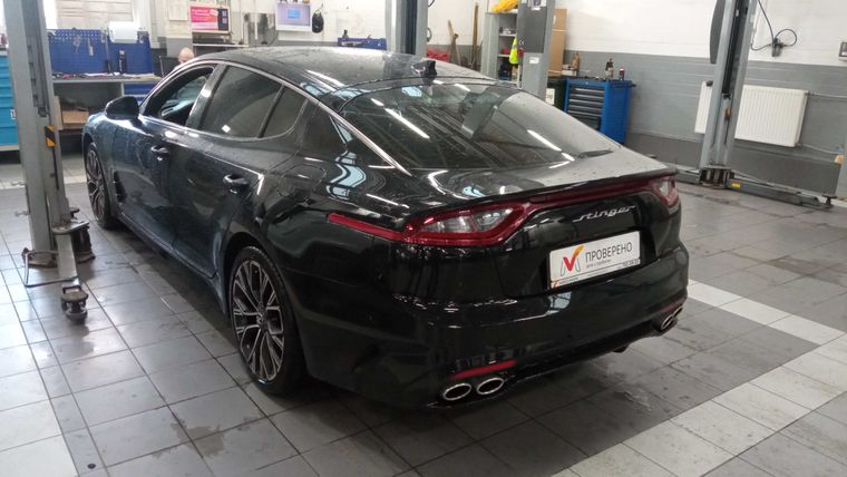 KIA Stinger 2018 года, 152 765 км - вид 4