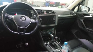 Volkswagen Tiguan 2018 года, 162 708 км - вид 5
