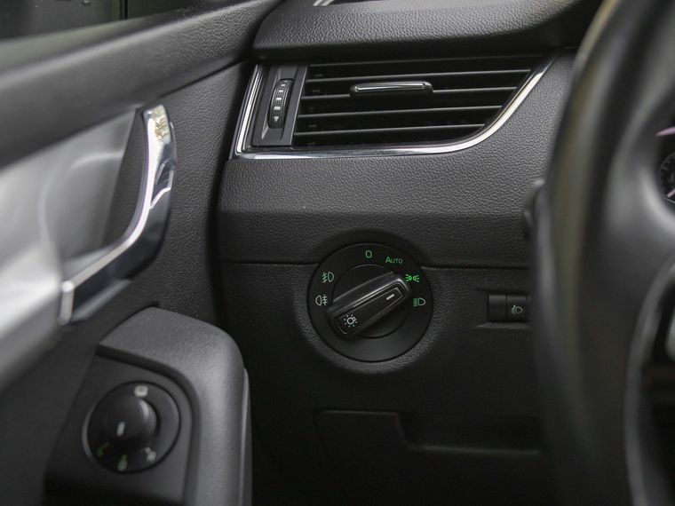 Skoda Octavia 2016 года, 178 795 км - вид 11