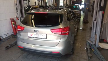 KIA Ceed 2017 года, 271 658 км - вид 4