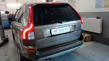 Volvo XC90 2012 года, 282 000 км - вид 4