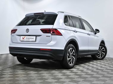 Volkswagen Tiguan 2019 года, 94 050 км - вид 6