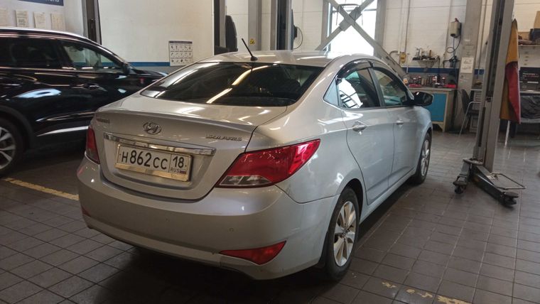 Hyundai Solaris 2015 года, 155 317 км - вид 3
