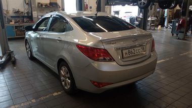 Hyundai Solaris 2015 года, 155 317 км - вид 4
