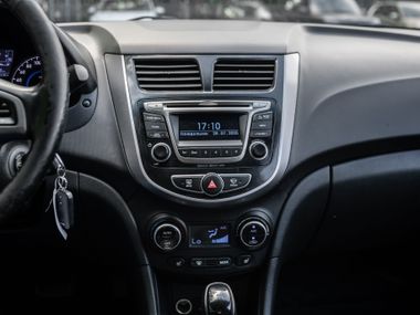 Hyundai Solaris 2015 года, 155 317 км - вид 8