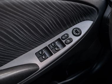Hyundai Solaris 2015 года, 155 317 км - вид 10