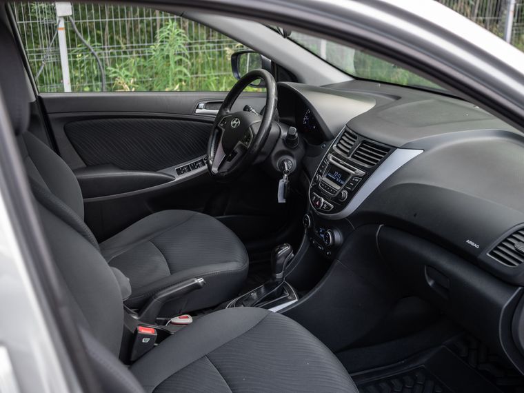 Hyundai Solaris 2015 года, 155 317 км - вид 13