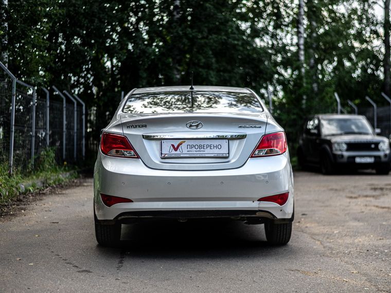 Hyundai Solaris 2015 года, 155 317 км - вид 4