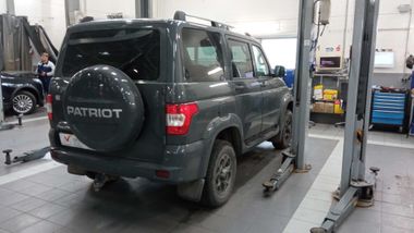 УАЗ Patriot 2021 года, 62 271 км - вид 3