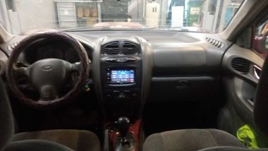 Hyundai Santa Fe 2001 года, 218 817 км - вид 5