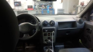 Renault Logan 2009 года, 104 984 км - вид 5