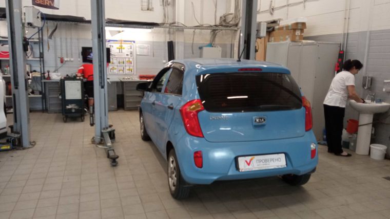 KIA Picanto 2011 года, 115 916 км - вид 3