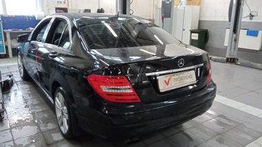 Mercedes-Benz C-класс 2013 года, 191 592 км - вид 4