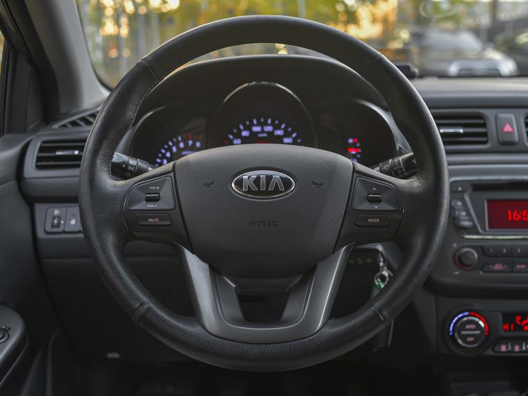 Kia Rio 2013 года, 110 029 км - вид 6
