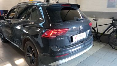Volkswagen Tiguan 2019 года, 107 940 км - вид 4