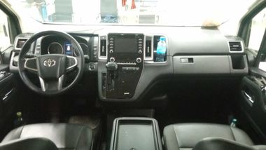 Toyota Hiace 2021 года, 108 968 км - вид 6