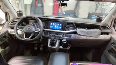 Volkswagen Caravelle 2020 года, 124 600 км - вид 5