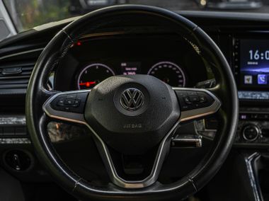 Volkswagen Caravelle 2020 года, 124 600 км - вид 6