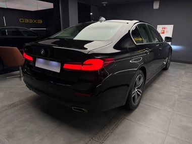 BMW 5 серия 2020 года, 79 710 км - вид 4