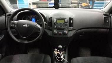 Hyundai i30 2009 года, 67 432 км - вид 5