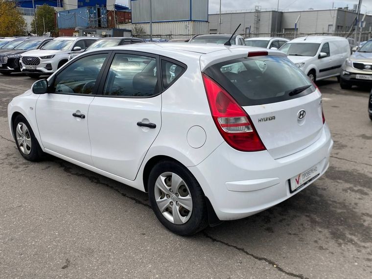 Hyundai i30 2009 года, 67 432 км - вид 6