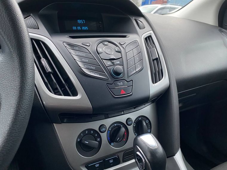 Ford Focus 2013 года, 126 567 км - вид 12