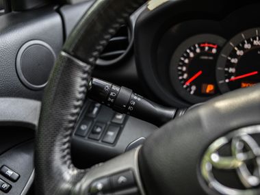 Toyota RAV4 2010 года, 193 150 км - вид 6