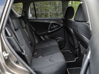 Toyota RAV4 2010 года, 193 150 км - вид 14