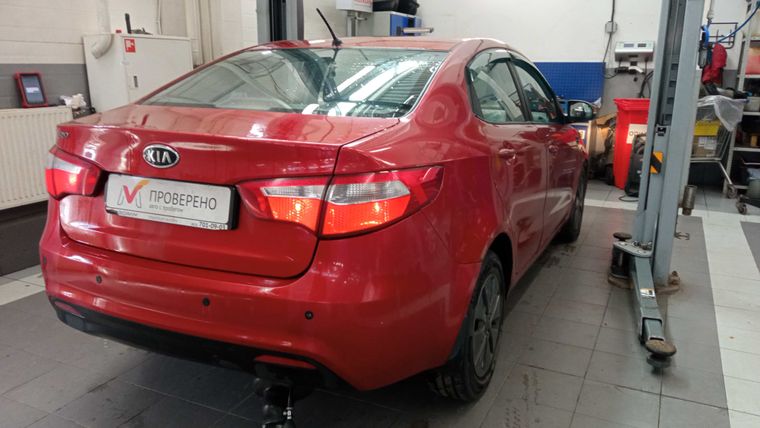KIA Rio 2012 года, 298 774 км - вид 3