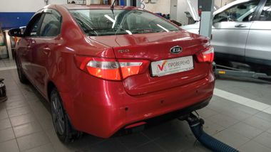 KIA Rio 2012 года, 298 774 км - вид 4