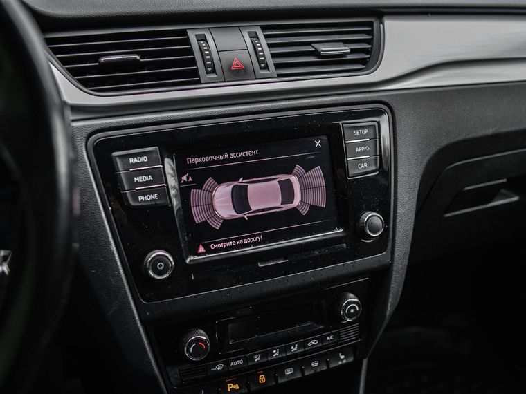 Skoda Rapid 2017 года, 118 694 км - вид 8