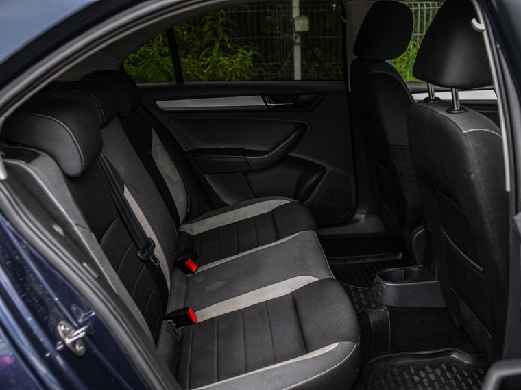 Skoda Rapid 2017 года, 118 694 км - вид 11