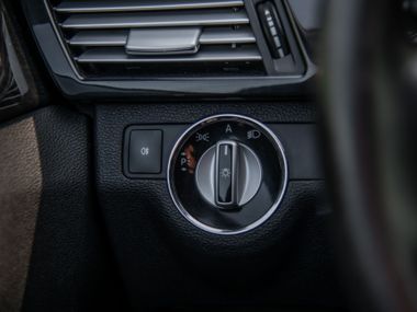 Mercedes-Benz E-класс 2010 года, 228 608 км - вид 12