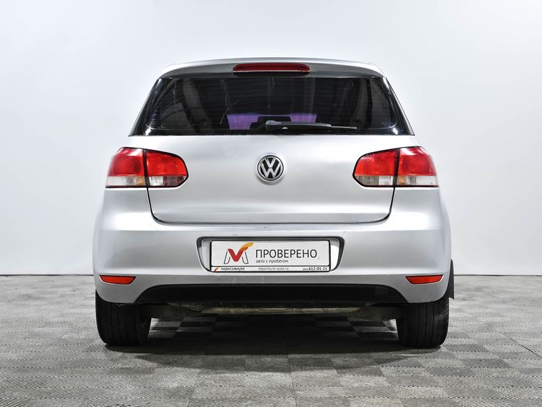 Volkswagen Golf 2012 года, 215 000 км - вид 5