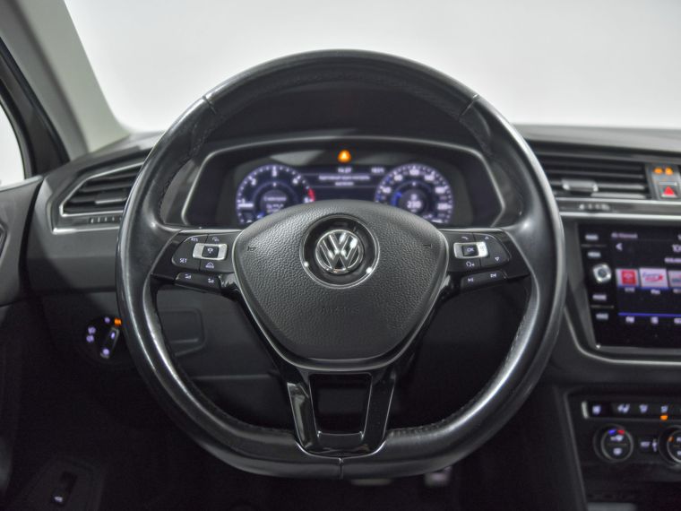 Volkswagen Tiguan 2018 года, 121 171 км - вид 10