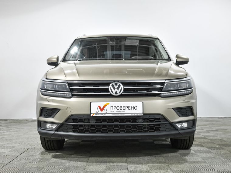 Volkswagen Tiguan 2018 года, 121 171 км - вид 3