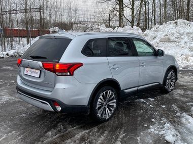 Mitsubishi Outlander 2019 года, 163 930 км - вид 5