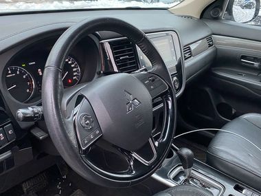 Mitsubishi Outlander 2019 года, 163 930 км - вид 12