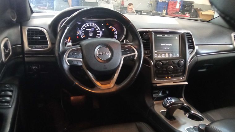 Jeep Grand Cherokee 2013 года, 320 000 км - вид 5