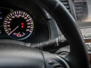 Infiniti QX60 2017 года, 193 095 км - вид 8