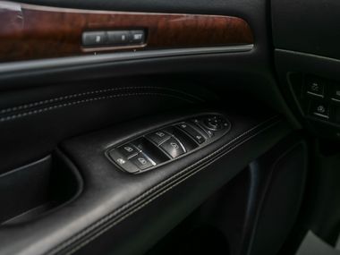 Infiniti QX60 2017 года, 193 095 км - вид 13