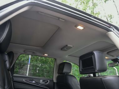 Infiniti QX60 2017 года, 193 095 км - вид 19