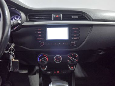 KIA Rio 2018 года, 166 500 км - вид 9