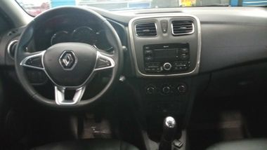 Renault Sandero Stepway 2020 года, 83 006 км - вид 5