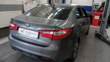 KIA Rio 2014 года, 138 489 км - вид 3