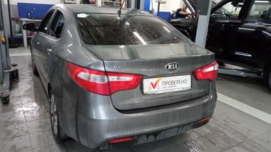 KIA Rio 2014 года, 138 489 км - вид 4
