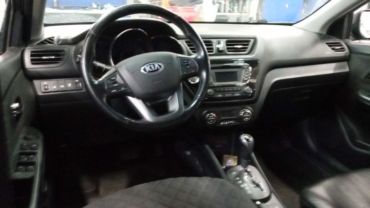 KIA Rio 2014 года, 138 489 км - вид 5