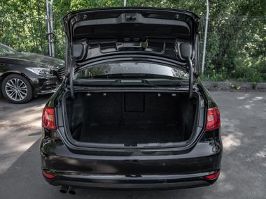 Volkswagen Jetta 2013 года, 232 960 км - вид 13