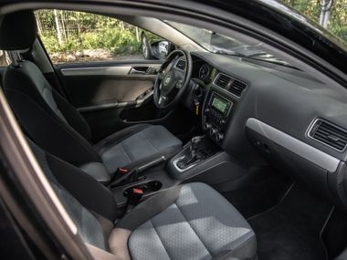 Volkswagen Jetta 2013 года, 232 960 км - вид 12