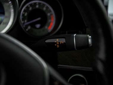 Mercedes-Benz E-класс 2013 года, 160 522 км - вид 11